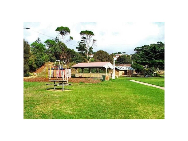 2 Kelvin Street, Penguin TAS 7316