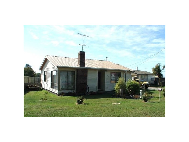 22 Overall Street, Sulphur Creek TAS 7316