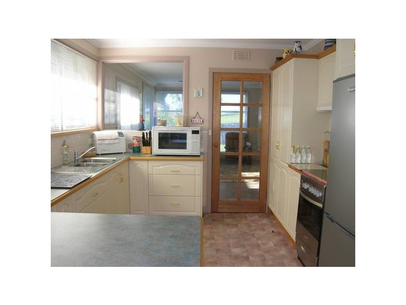 16 Richard Place, Ulverstone TAS 7315