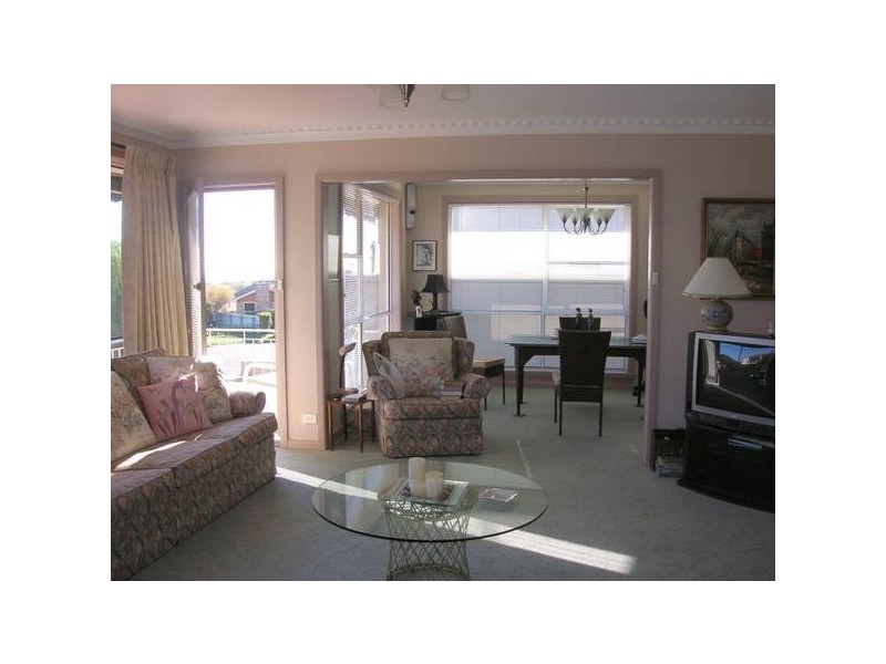 16 Richard Place, Ulverstone TAS 7315