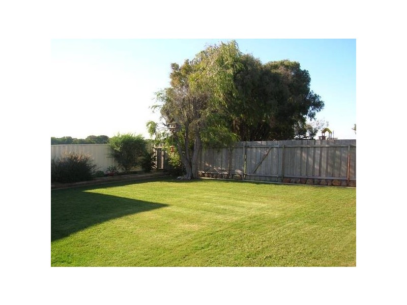 16 Richard Place, Ulverstone TAS 7315