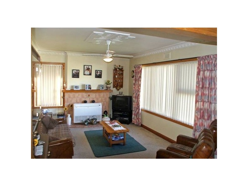 8 Wrights Road, Ulverstone TAS 7315