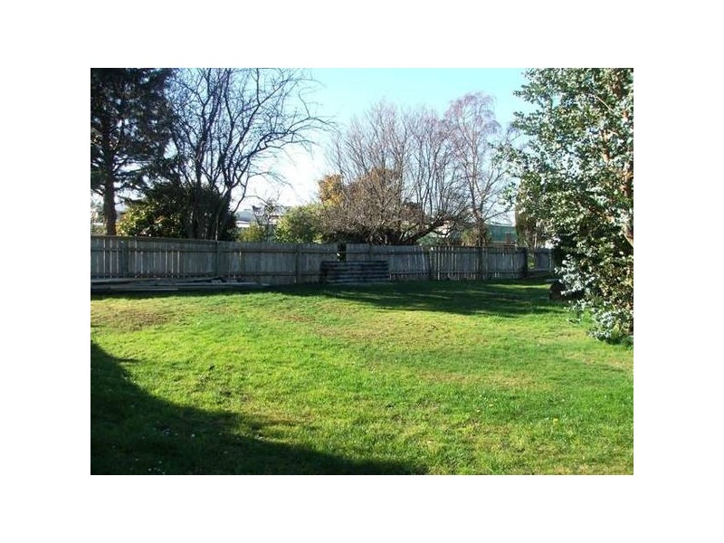 8 Wrights Road, Ulverstone TAS 7315