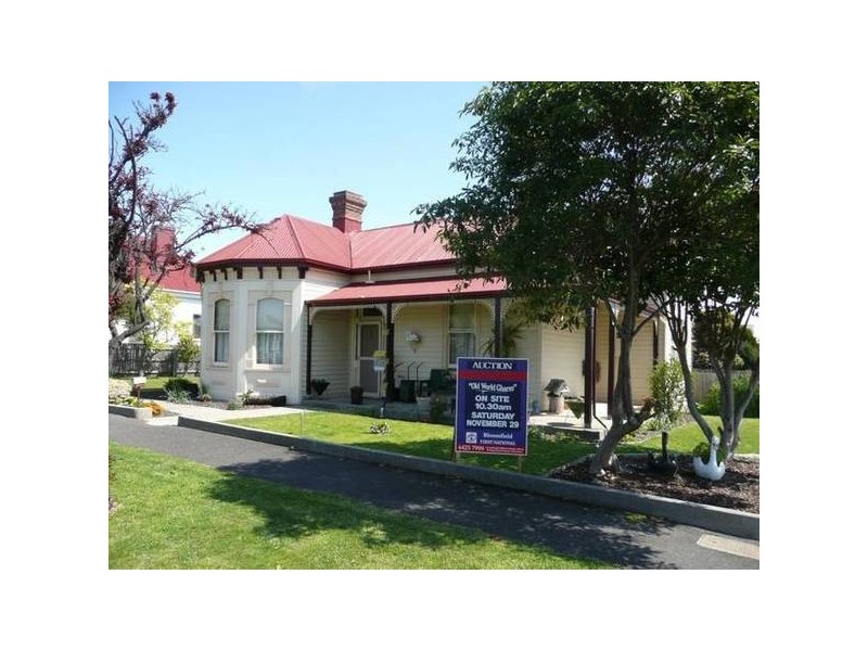 2 King Edward Street, Ulverstone TAS 7315
