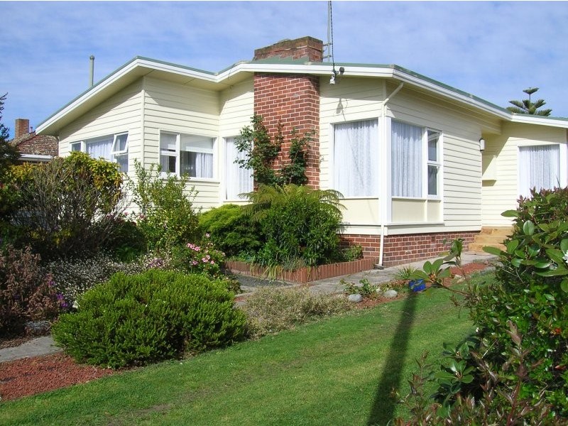 4 New Street, Ulverstone TAS 7315