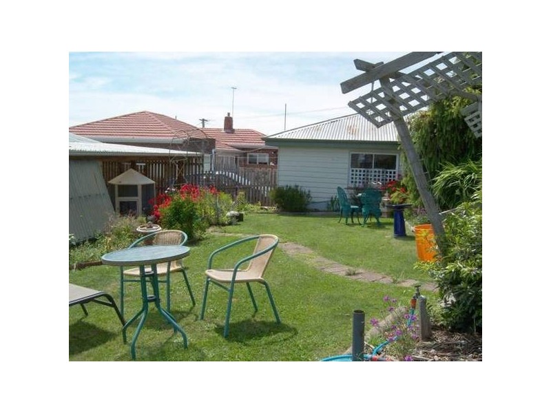 4 William Street, Ulverstone TAS 7315