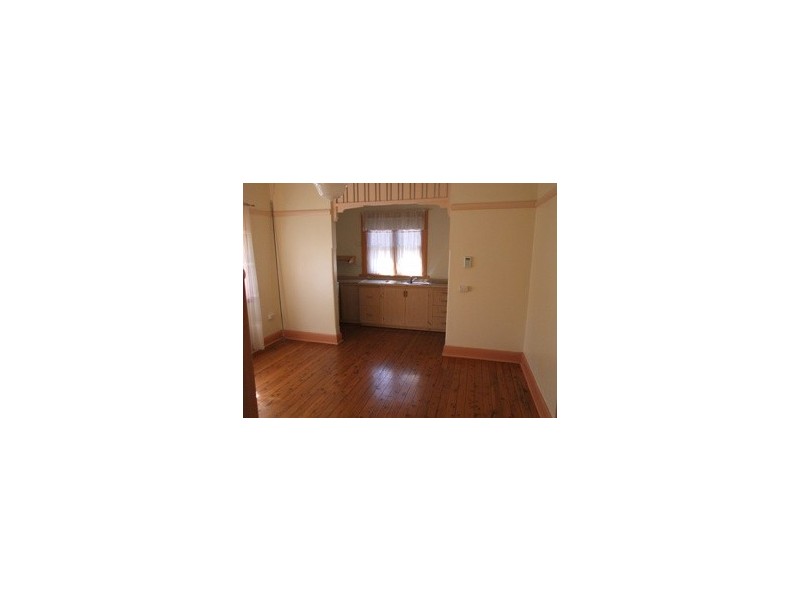 294 Edward Street, Wagga Wagga NSW 2650