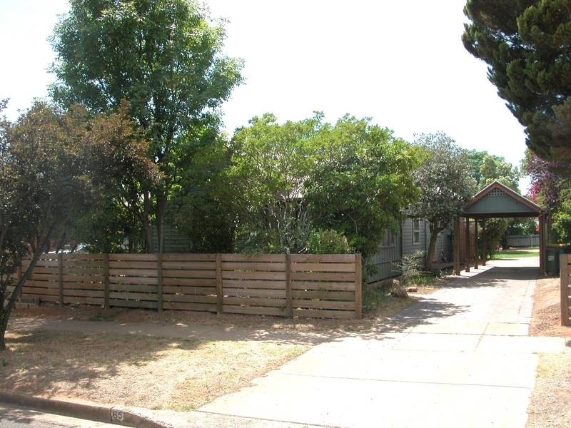 65 Bourke Street, Wagga Wagga NSW 2650