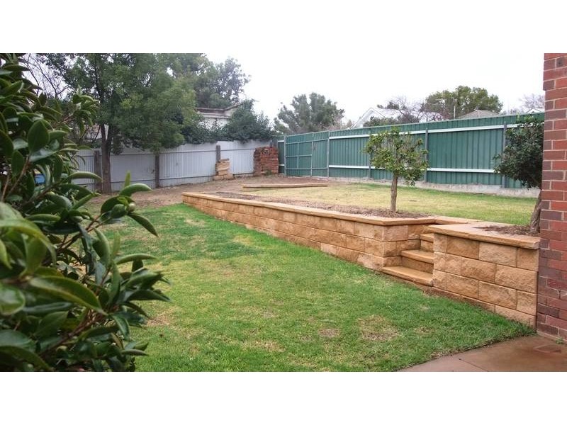 25 Sunshine Avenue, Wagga Wagga NSW 2650