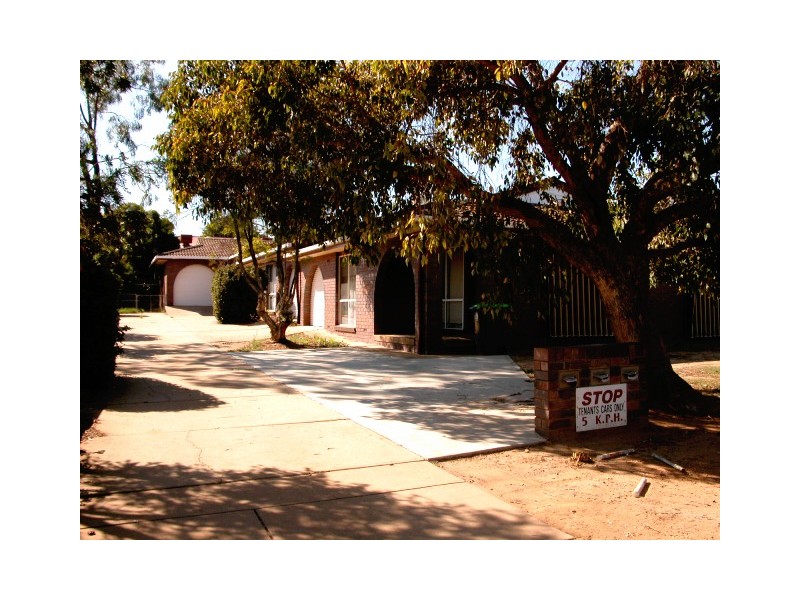2/31 Kenneally Street, Wagga Wagga NSW 2650