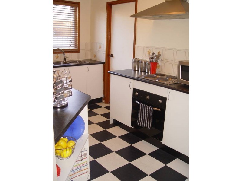 2/31 Kenneally Street, Wagga Wagga NSW 2650