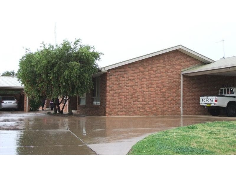 2/6 Bulolo Street, Wagga Wagga NSW 2650