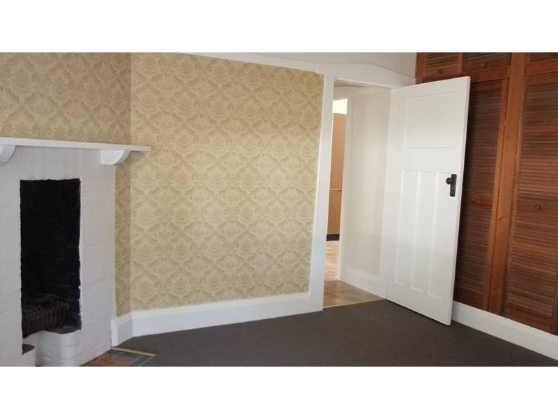 48 Flinders Street, Wagga Wagga NSW 2650