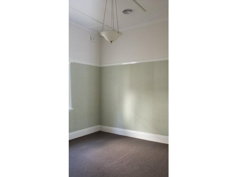 48 Flinders Street, Wagga Wagga NSW 2650