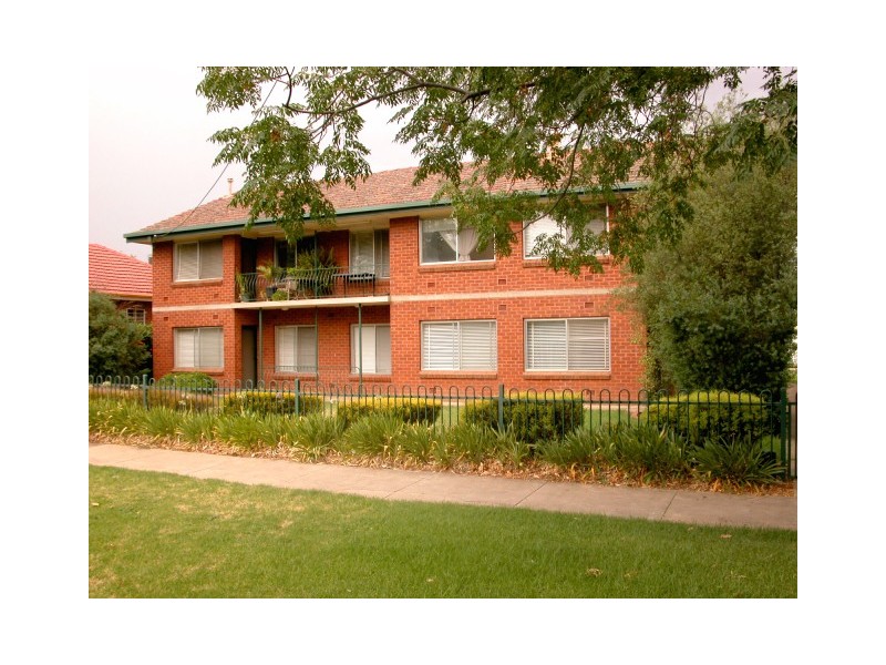 3/108 The Esplanade, Wagga Wagga NSW 2650