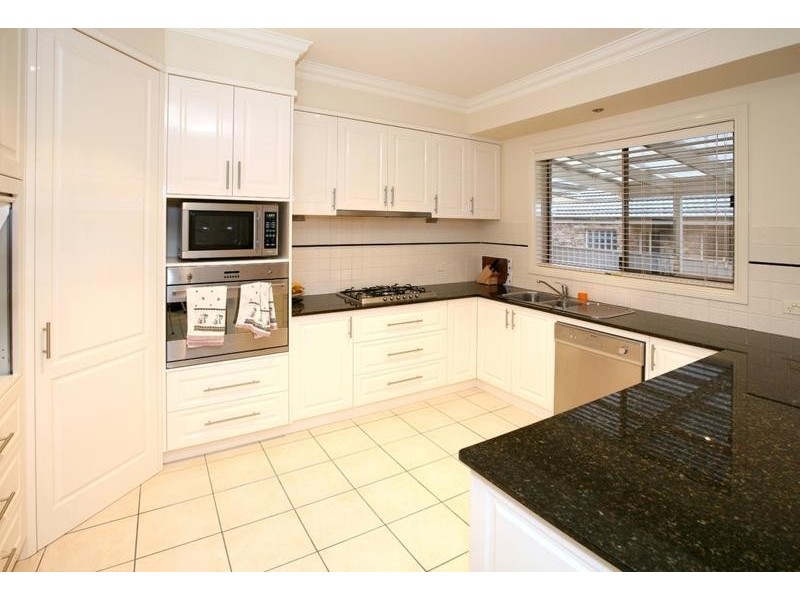 9 Bogong Crescent, Wagga Wagga NSW 2650