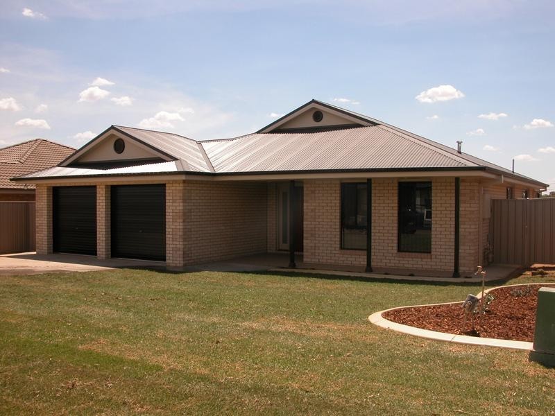 48 Mima Street, Wagga Wagga NSW 2650