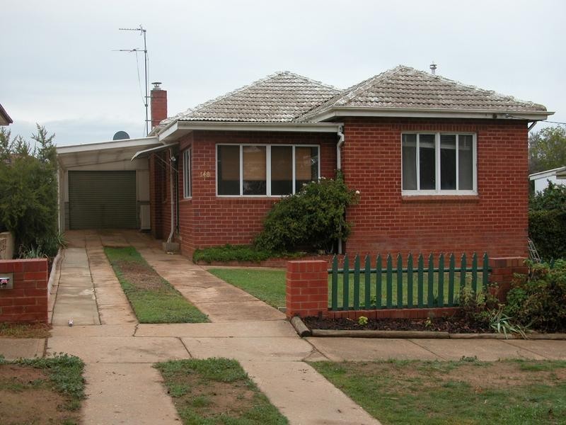 148 Fernleigh Road, Wagga Wagga NSW 2650