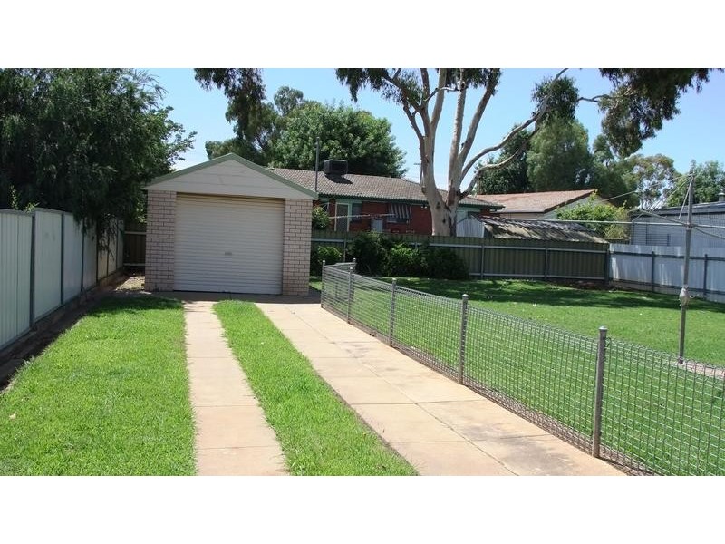 5 Martin Street, Wagga Wagga NSW 2650