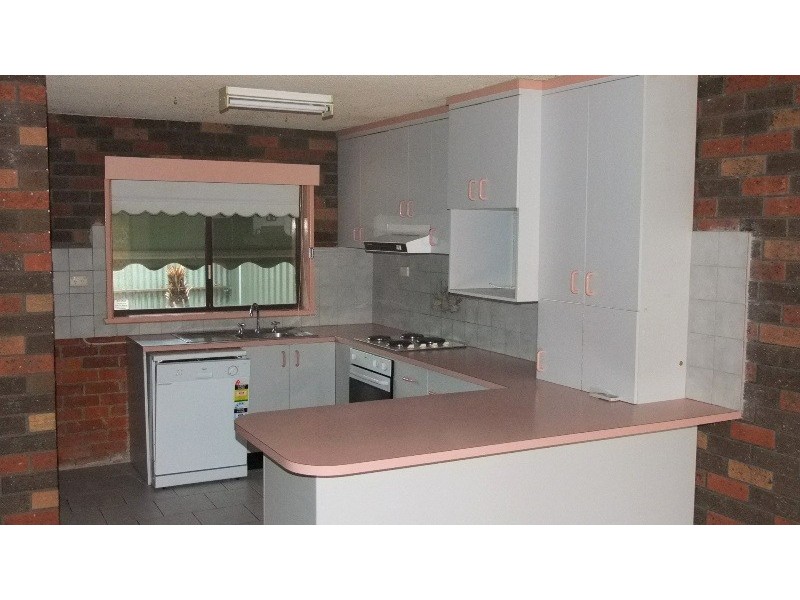 12/81-85 Ziegler Avenue, Wagga Wagga NSW 2650