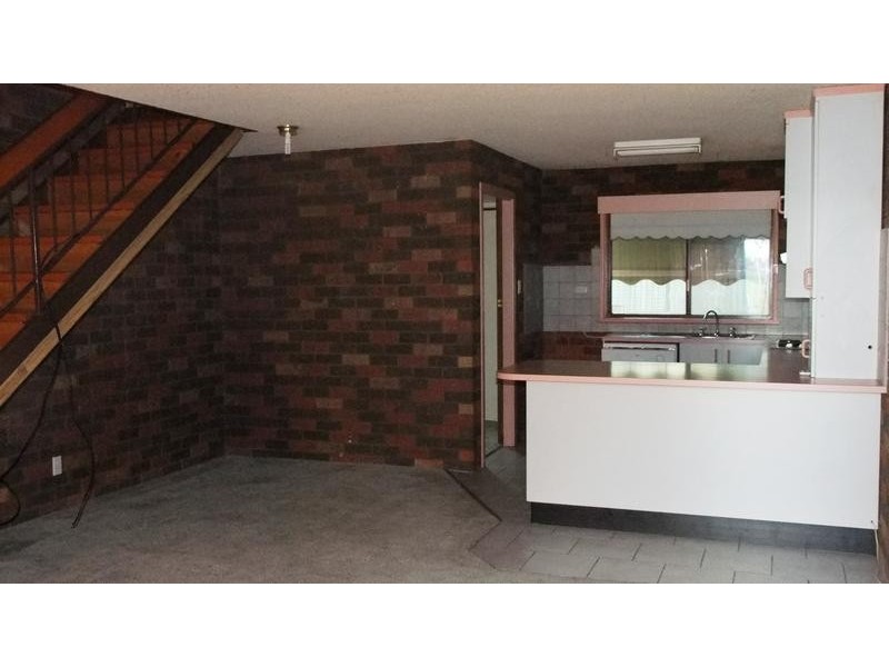 12/81-85 Ziegler Avenue, Wagga Wagga NSW 2650