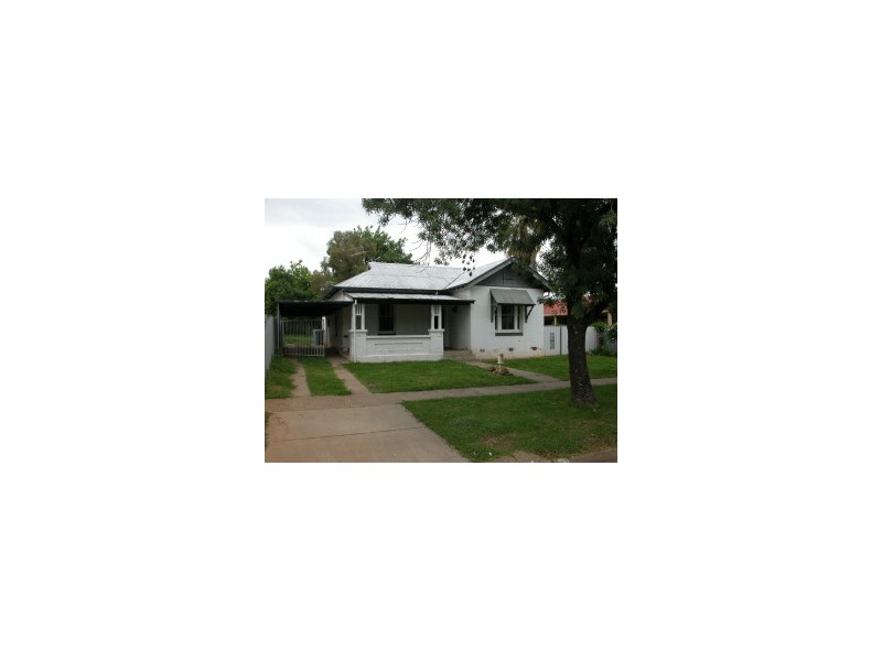 34 Gormly Avenue, Wagga Wagga NSW 2650