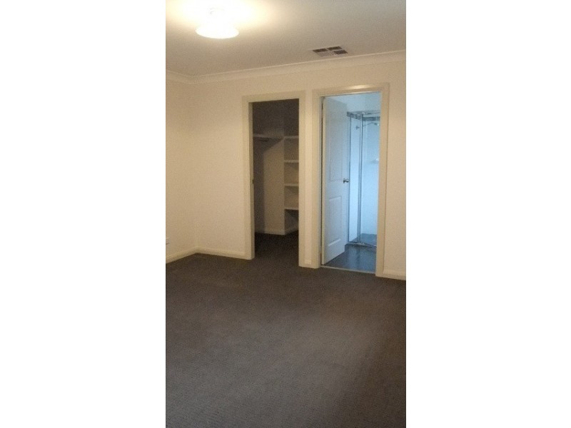46 Mima Street, Wagga Wagga NSW 2650