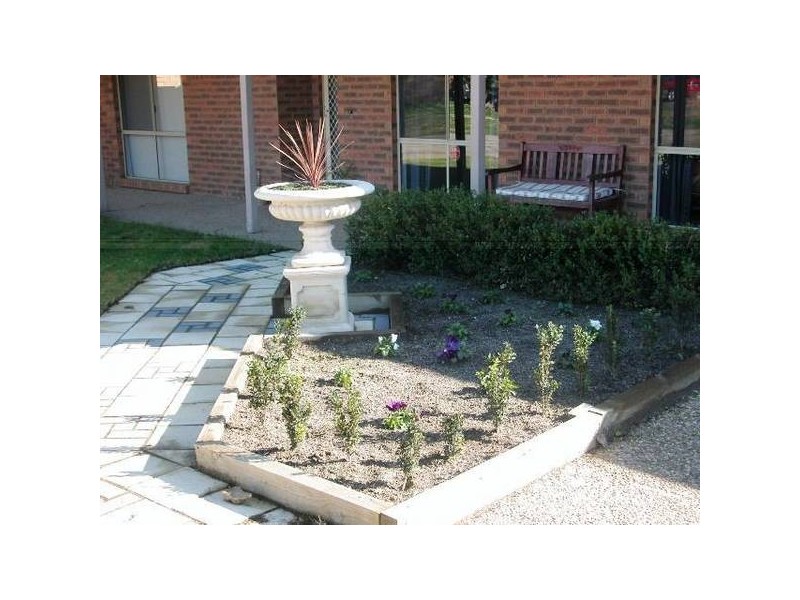 11 Gunyah Place, Wagga Wagga NSW 2650