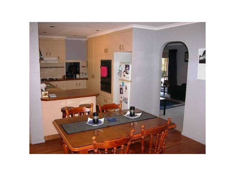 11 Gunyah Place, Wagga Wagga NSW 2650