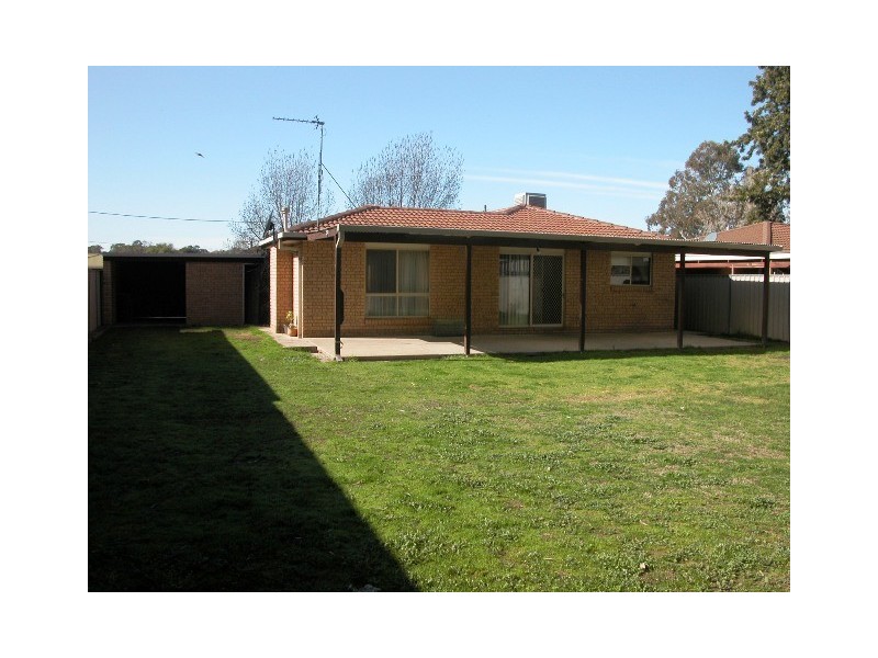 14 Bocquet Street, Wagga Wagga NSW 2650