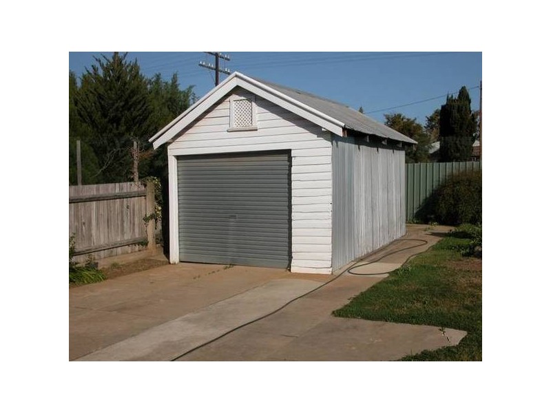 40 Brookong Avenue, Wagga Wagga NSW 2650