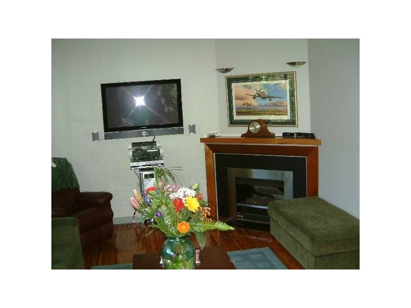 2 Simmons Street, Wagga Wagga NSW 2650