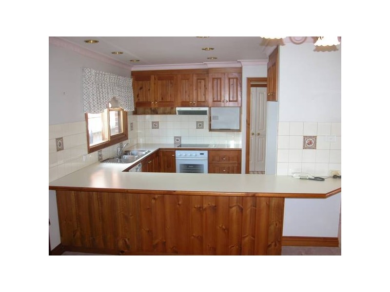 61 Best Street, Wagga Wagga NSW 2650