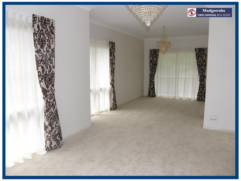 2 Milkbush Court, Bonogin QLD 4213