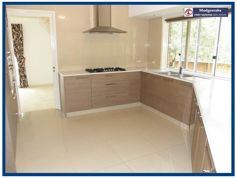 2 Milkbush Court, Bonogin QLD 4213