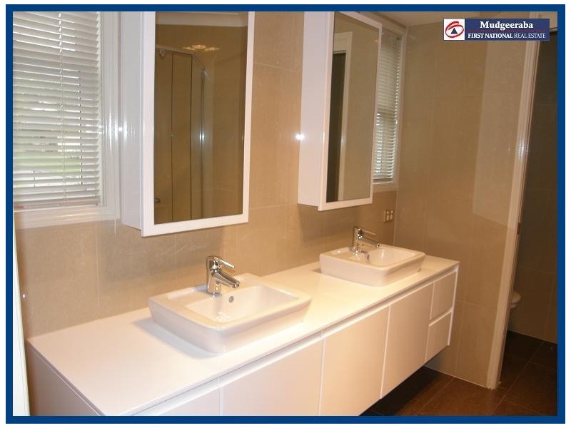 2 Milkbush Court, Bonogin QLD 4213