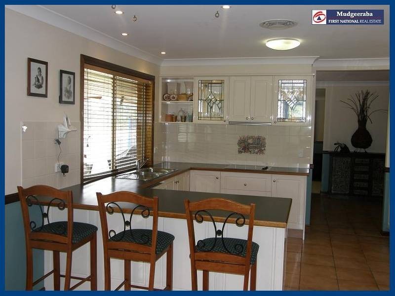 11 Flindersia Court, Reedy Creek QLD 4227
