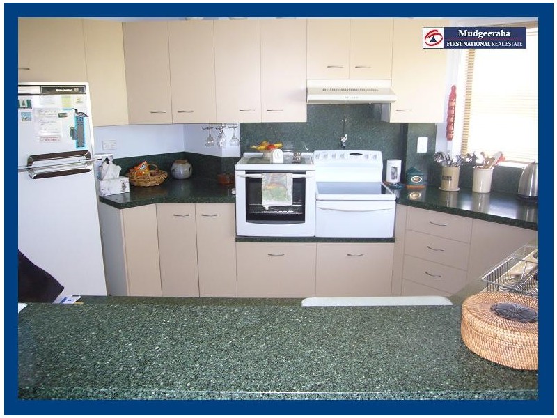 7 Orchid Place, Ashmore QLD 4214