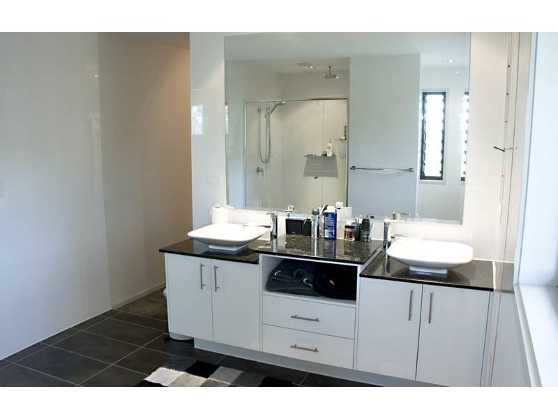 23 Thomas Duncan Ct, Worongary QLD 4213