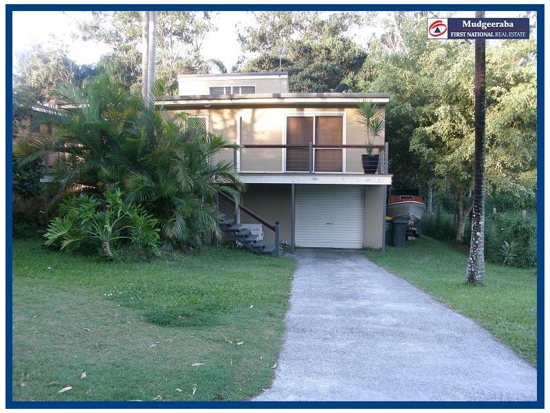 9 Babirra Street, Hope Island QLD 4212