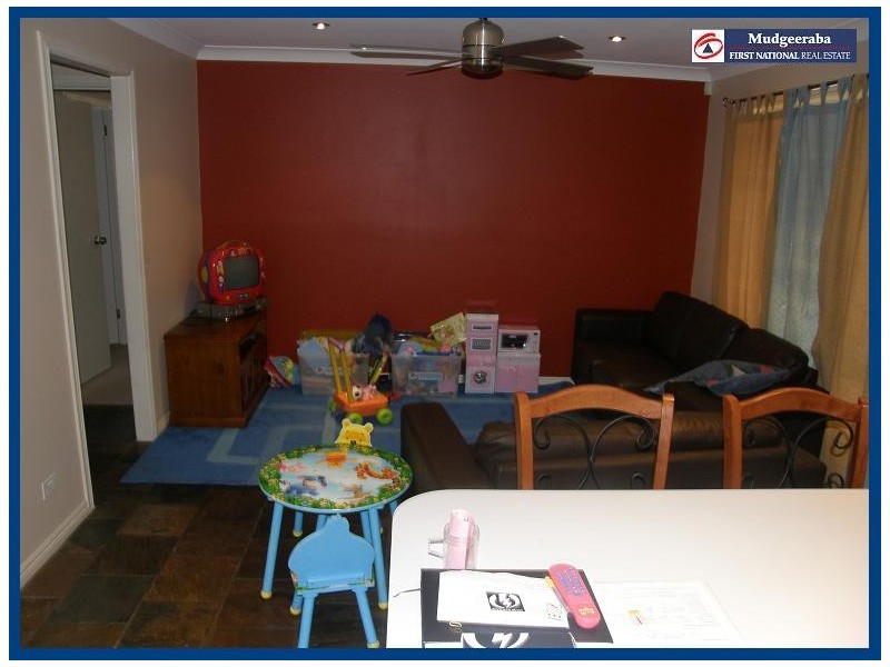 64 Highfield Drive, Merrimac QLD 4226