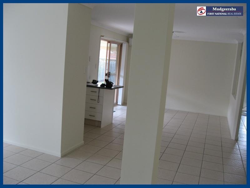 27 Macadie Way, Merrimac QLD 4226