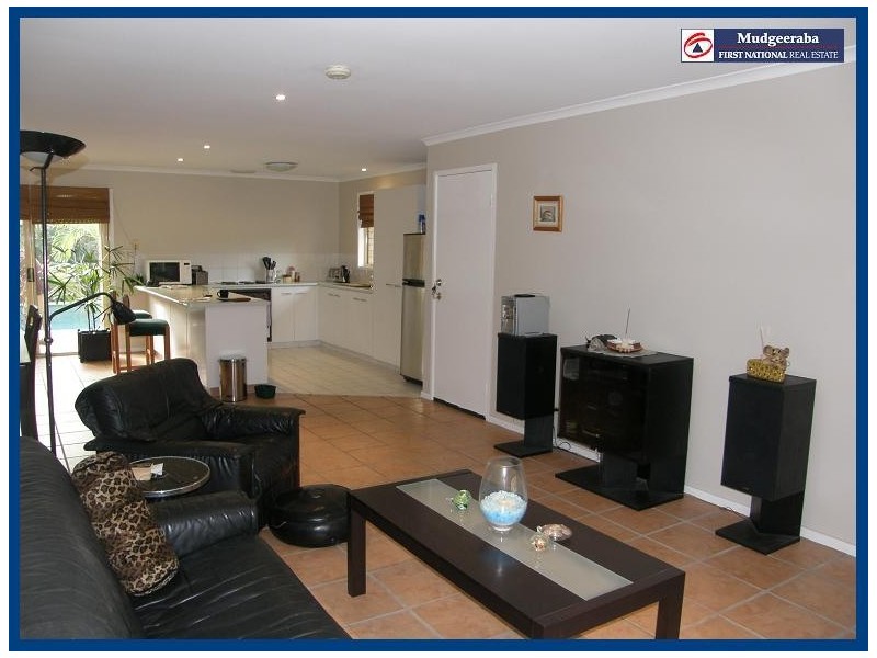 4 Crelga Court, Merrimac QLD 4226