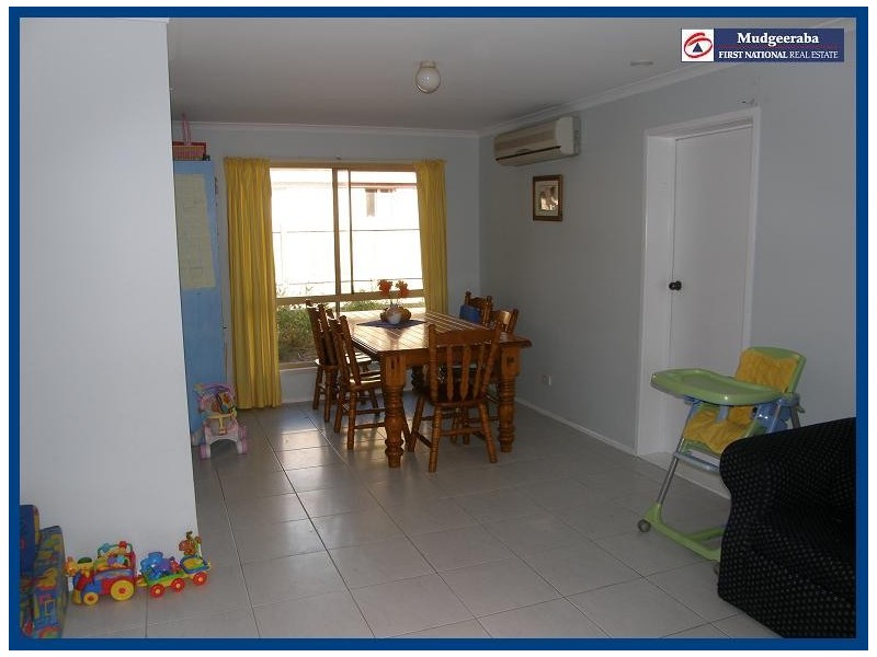 32 Village Way, Oxenford QLD 4210