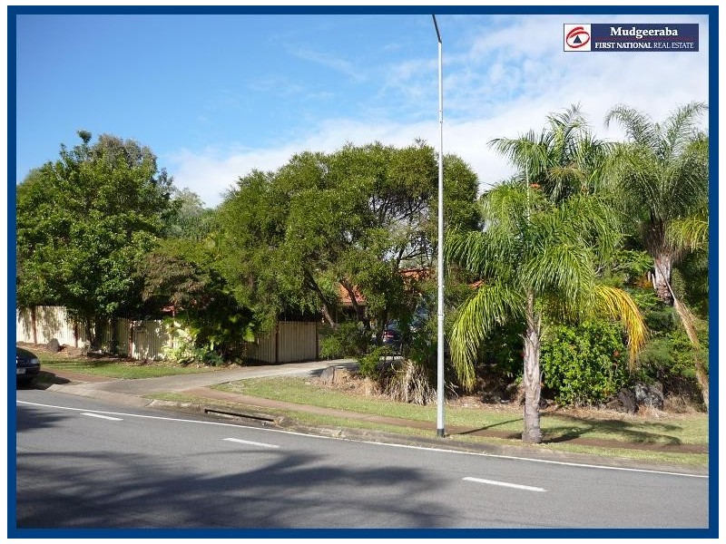 32 Village Way, Oxenford QLD 4210