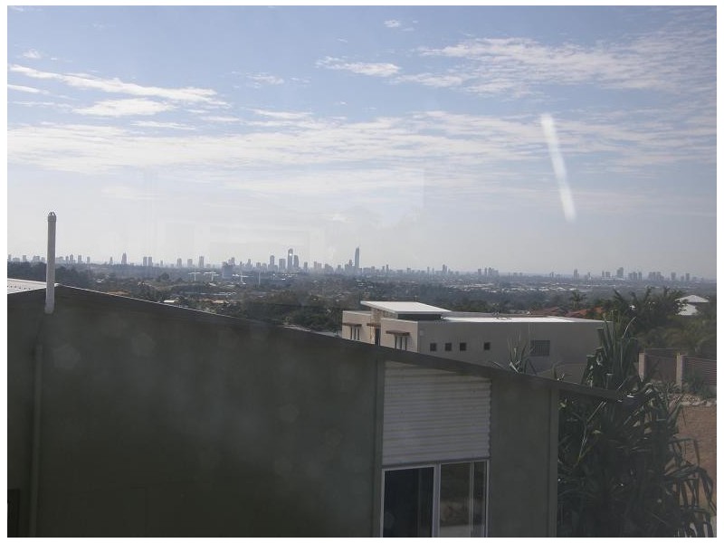 33 Tara Vista Boulevard, Highland Park QLD 4211