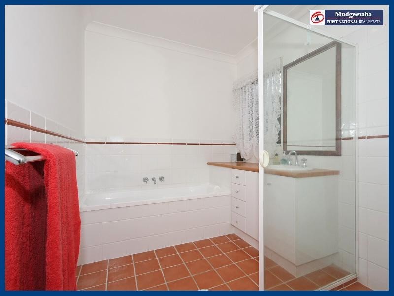 31 Mikado Way, Robina QLD 4226