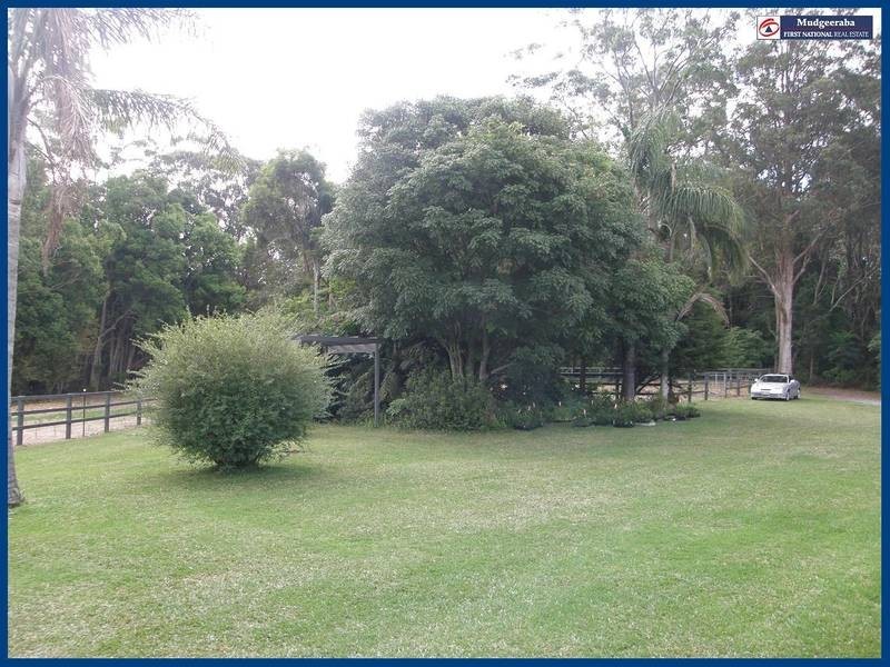 3 Gwongorella Parade, Springbrook QLD 4213