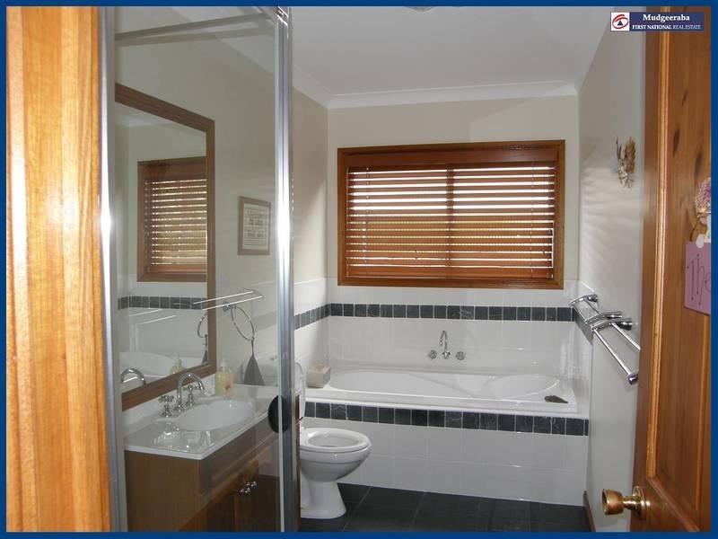 3 Gwongorella Parade, Springbrook QLD 4213