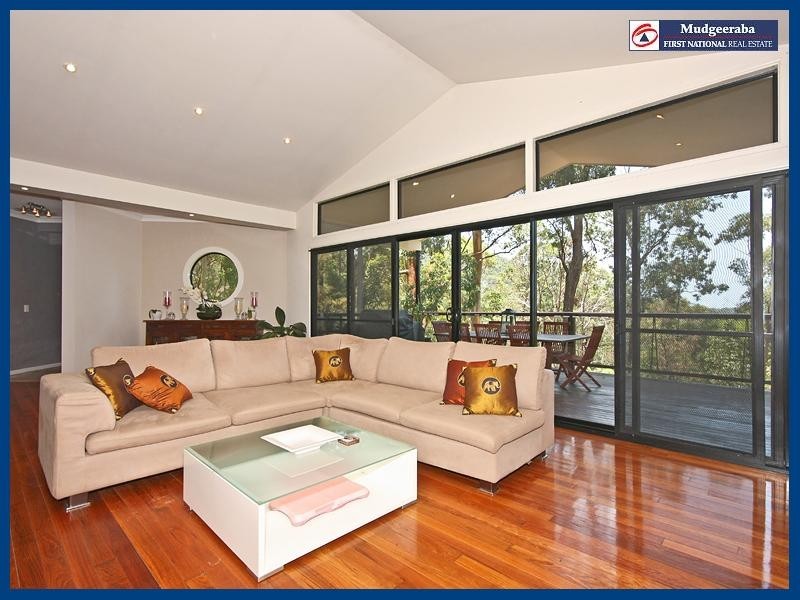57 Bromfield Drive, Bonogin QLD 4213